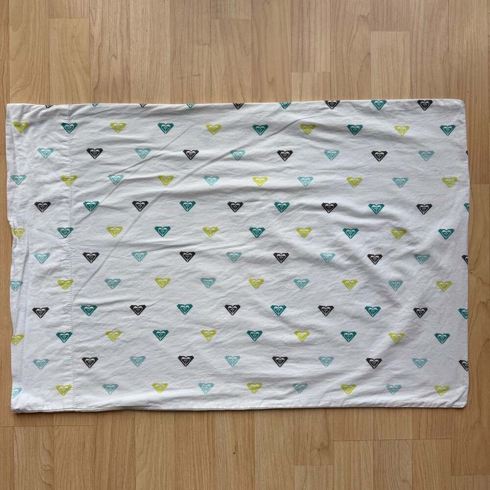 Vintage Roxy Pillowcase White Blue Purple Print Cotton Y2K